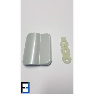 Zuziehgriff f&uuml;r Balkont&uuml;re (Zinkdruckguss) Farbe silber (RAL9006) mit Grundplatte